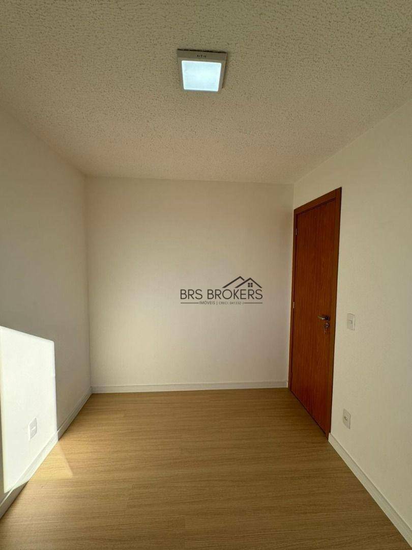 Apartamento à venda com 2 quartos, 38m² - Foto 9