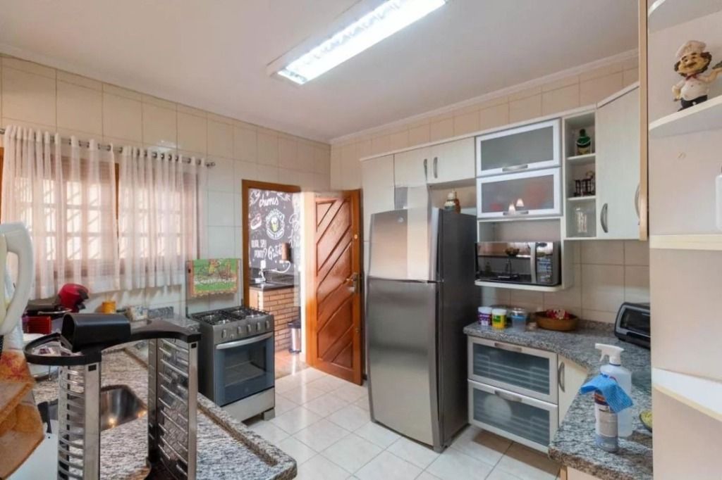 Sobrado à venda com 2 quartos, 121m² - Foto 30