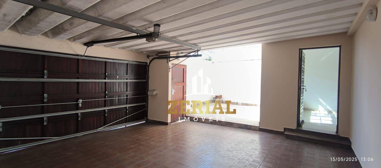 Casa para alugar com 4 quartos, 290m² - Foto 15