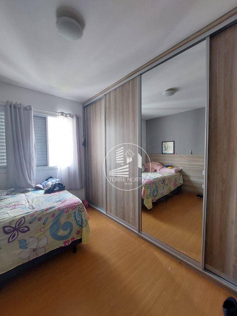 Apartamento à venda com 3 quartos, 67m² - Foto 3