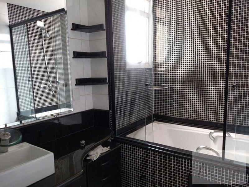 Apartamento à venda com 4 quartos, 188m² - Foto 21