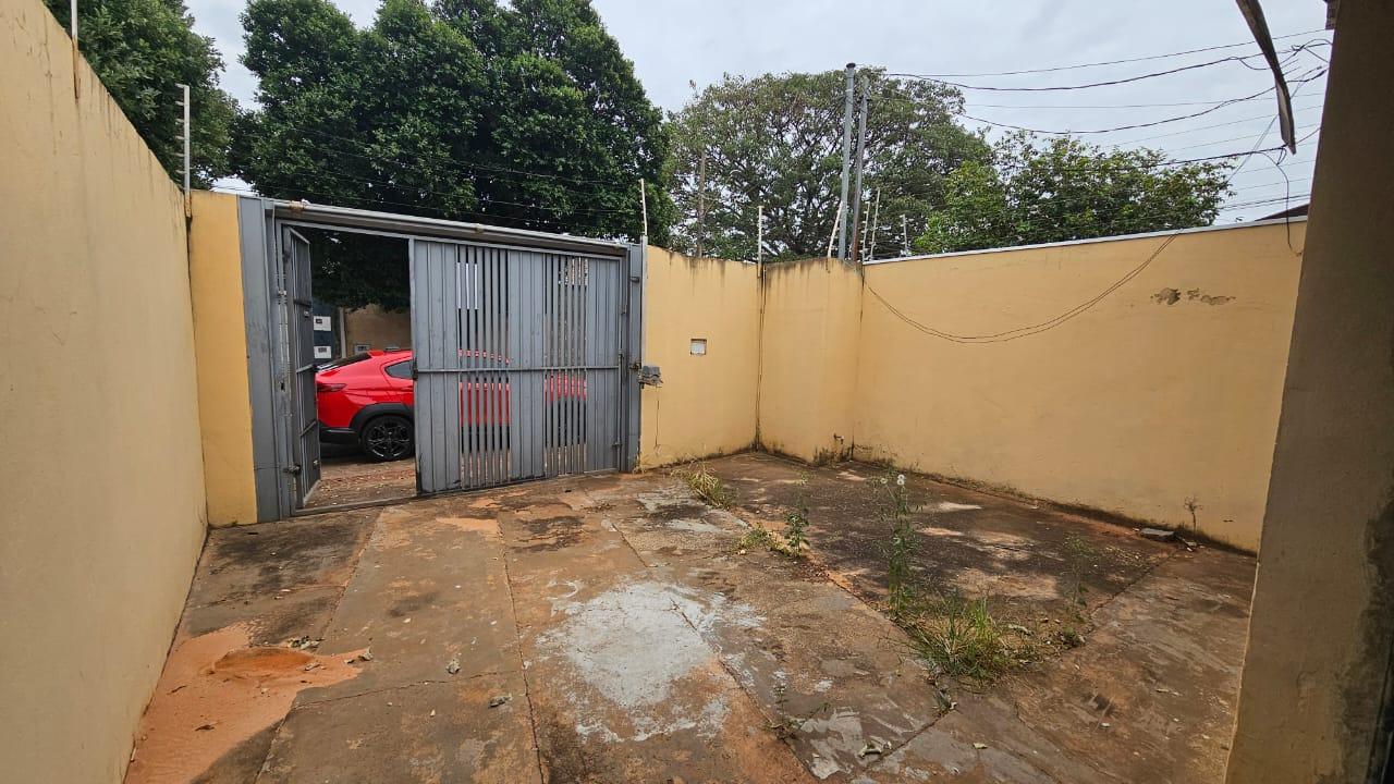 Casa à venda com 2 quartos, 225m² - Foto 9