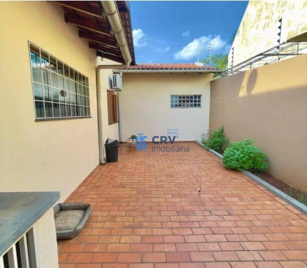 Casa à venda com 3 quartos, 366m² - Foto 22