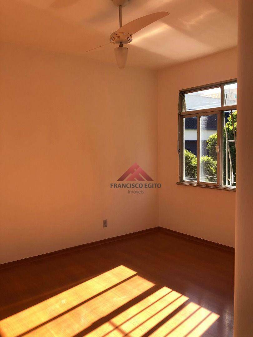 Apartamento à venda com 3 quartos, 140m² - Foto 6