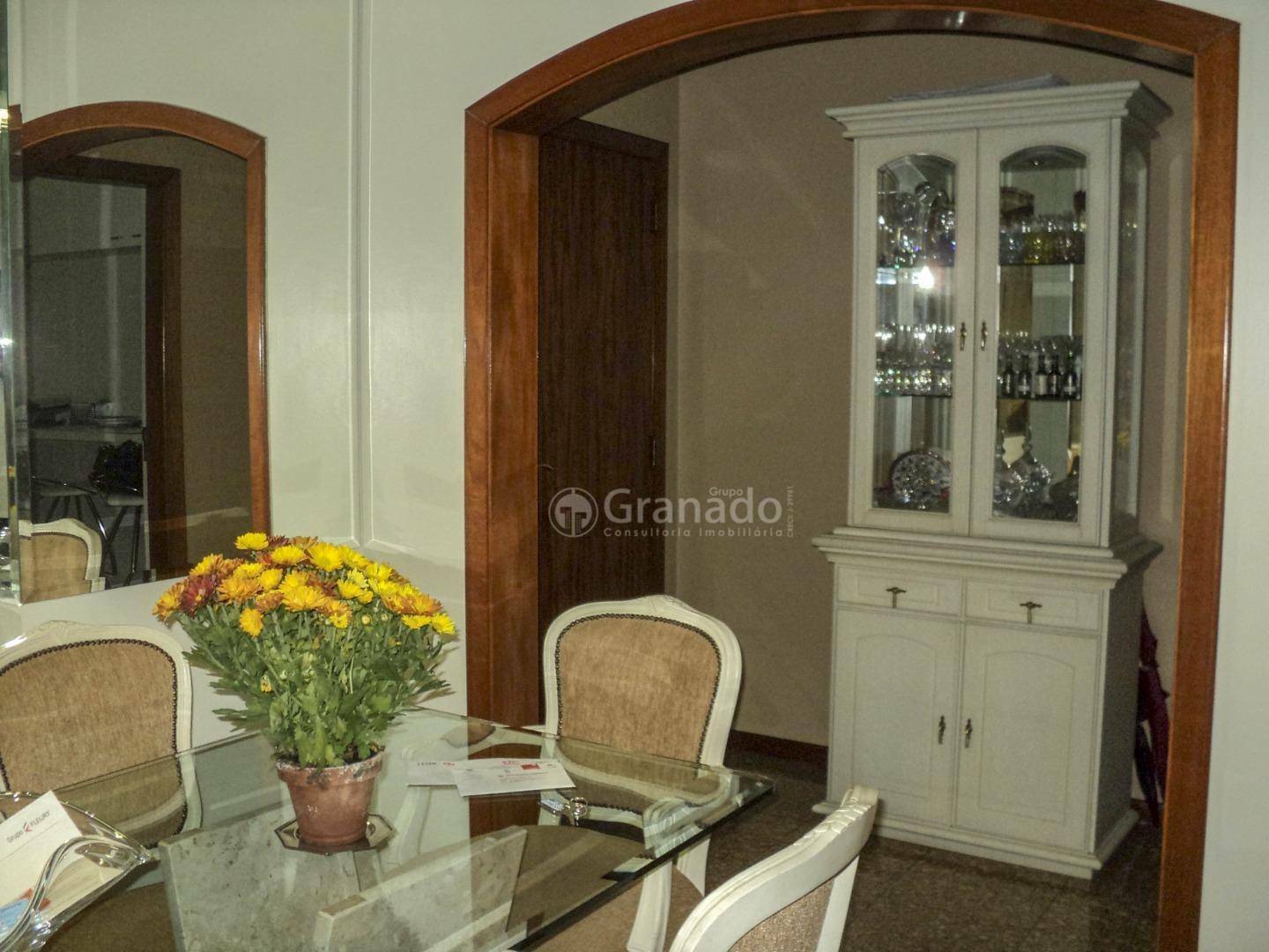 Apartamento à venda com 3 quartos, 100m² - Foto 3