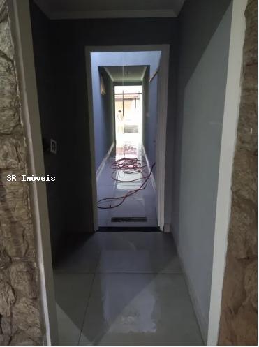 Casa à venda com 3 quartos, 180m² - Foto 10