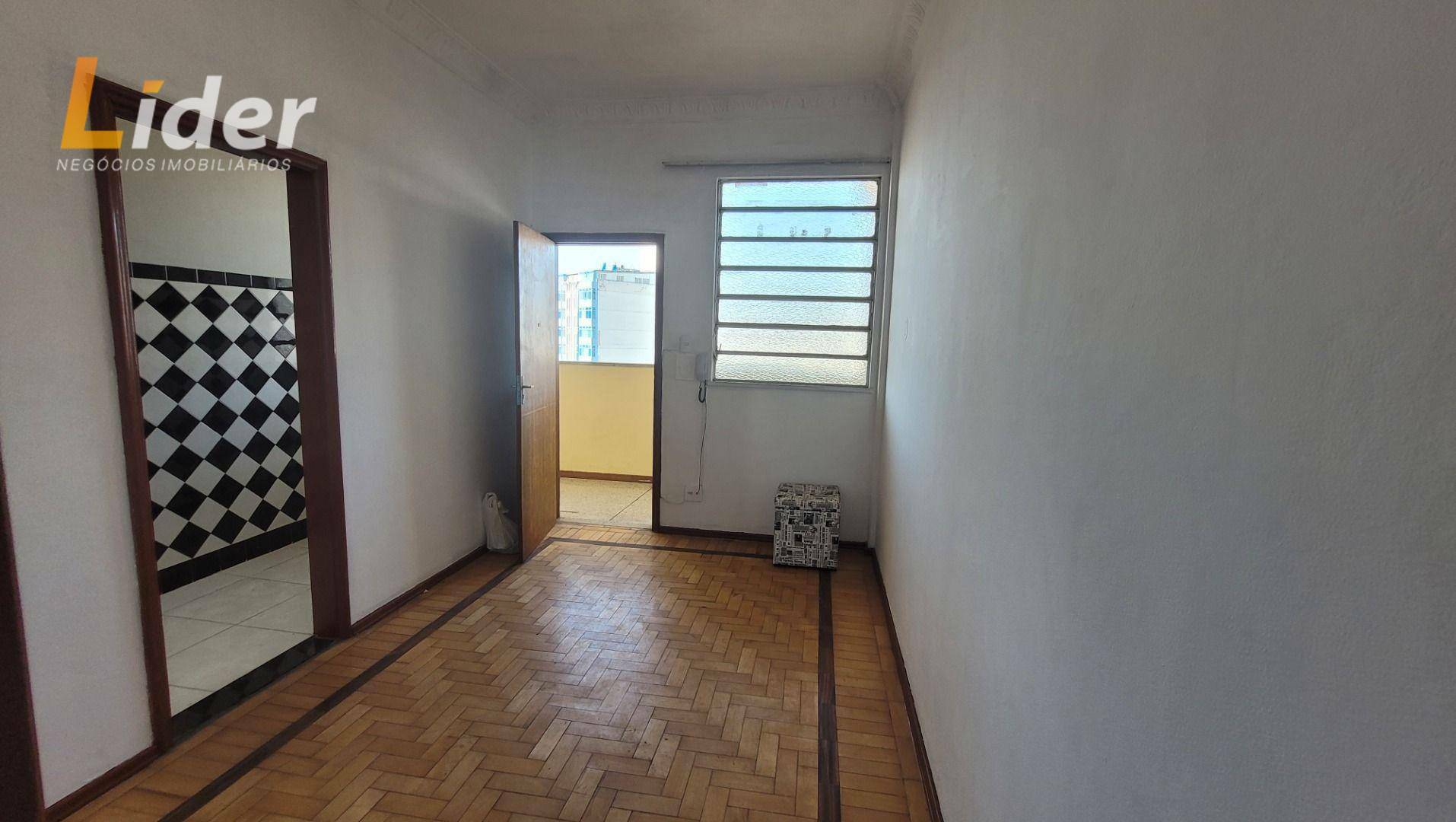 Apartamento à venda com 1 quarto, 40m² - Foto 2