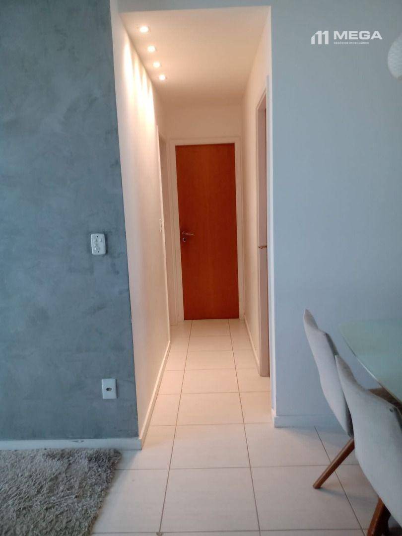 Apartamento à venda com 2 quartos, 60m² - Foto 13