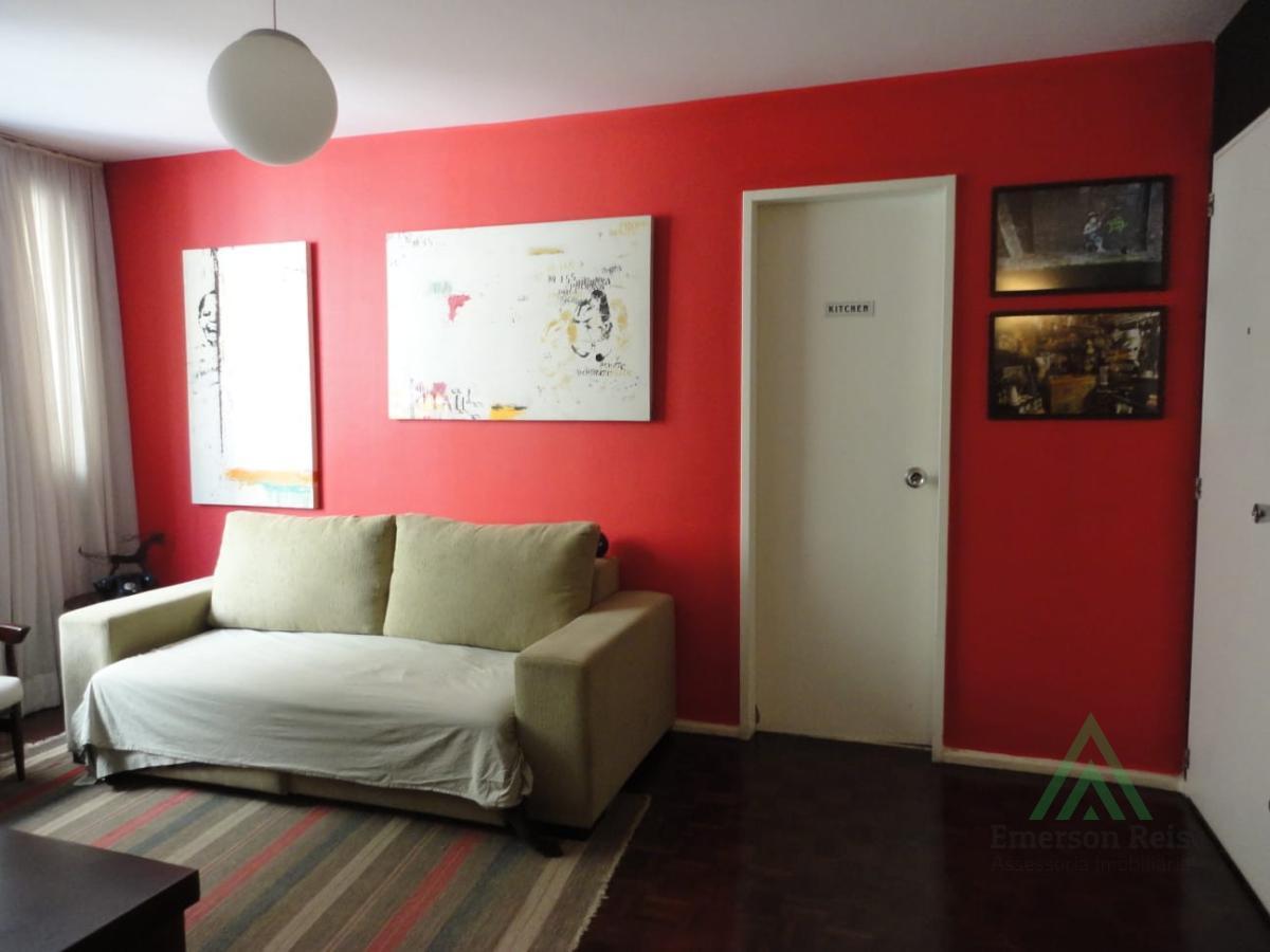 Apartamento à venda com 3 quartos, 107m² - Foto 1