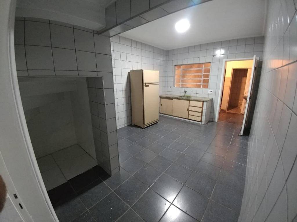 Sobrado à venda com 2 quartos, 130m² - Foto 1