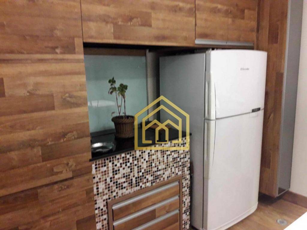 Apartamento à venda com 3 quartos, 244m² - Foto 10