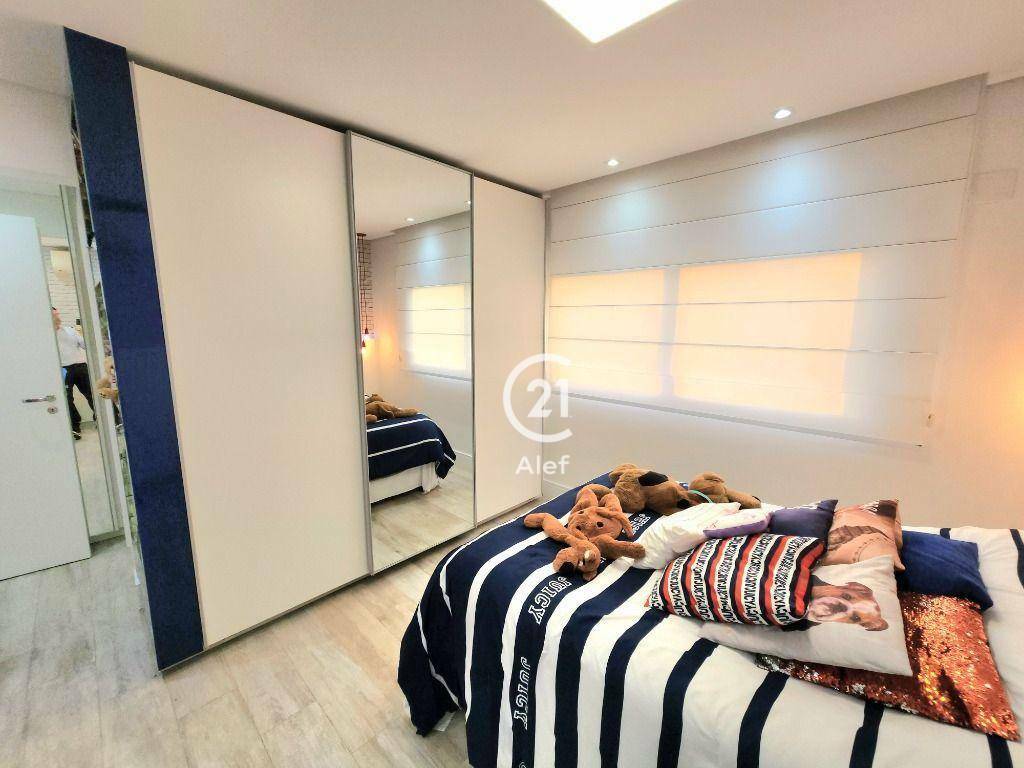 Apartamento à venda com 3 quartos, 241m² - Foto 27