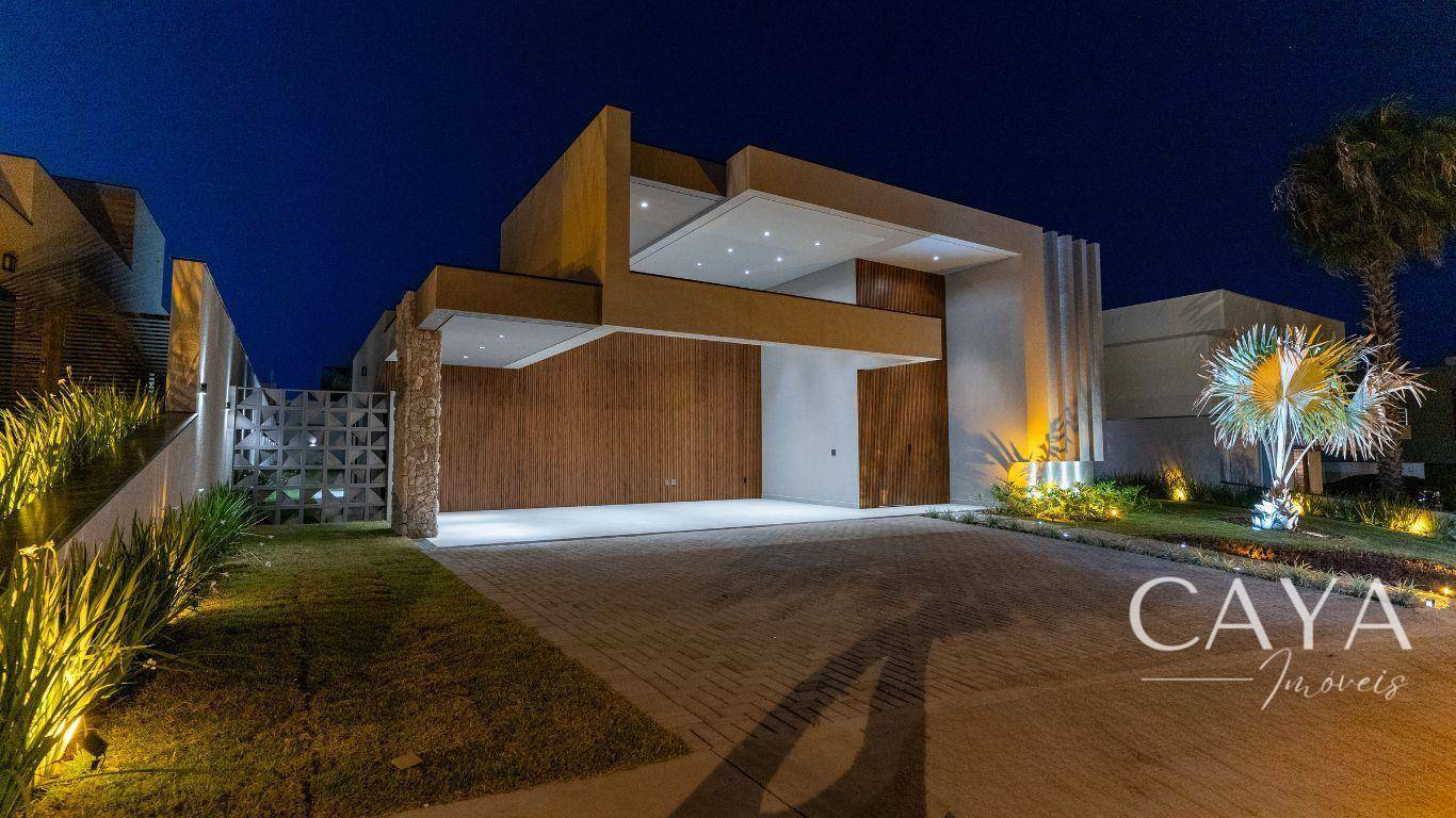 Casa de Condomínio à venda com 4 quartos, 467m² - Foto 1