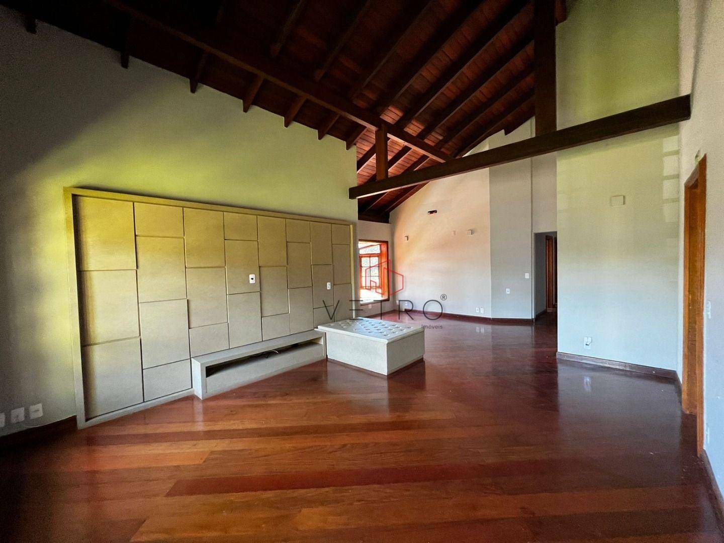 Casa à venda com 5 quartos, 550m² - Foto 4