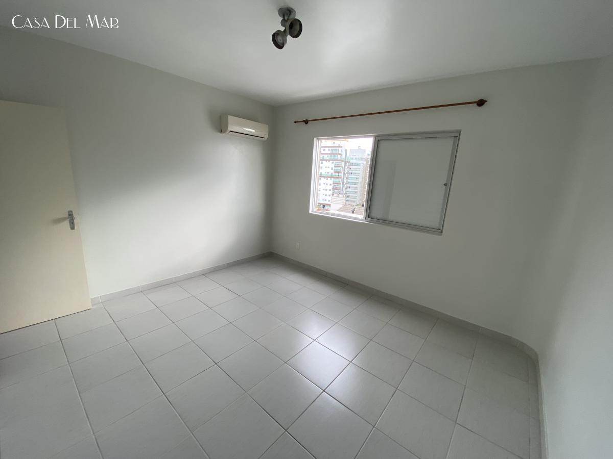 Apartamento à venda com 3 quartos, 117m² - Foto 21