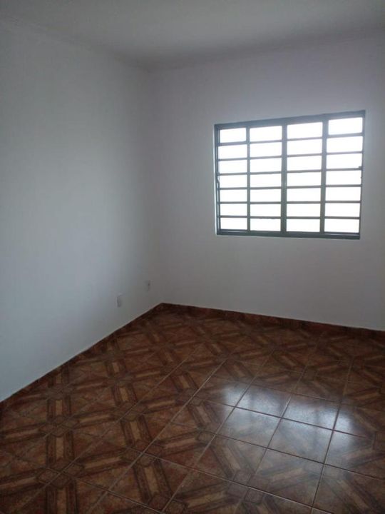 Casa à venda com 3 quartos, 90m² - Foto 3