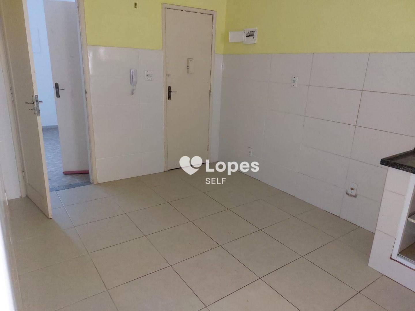 Apartamento à venda com 2 quartos, 70m² - Foto 8