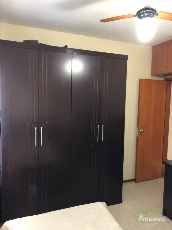 Apartamento à venda com 3 quartos, 118m² - Foto 17