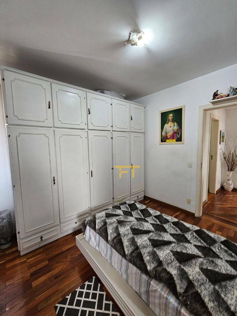 Apartamento à venda com 3 quartos, 122m² - Foto 13