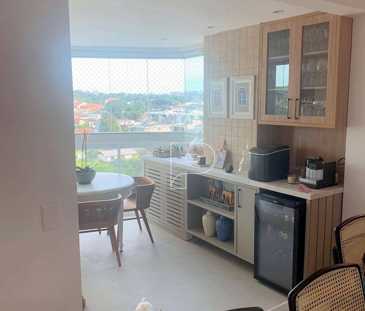 Apartamento à venda com 3 quartos, 186m² - Foto 5