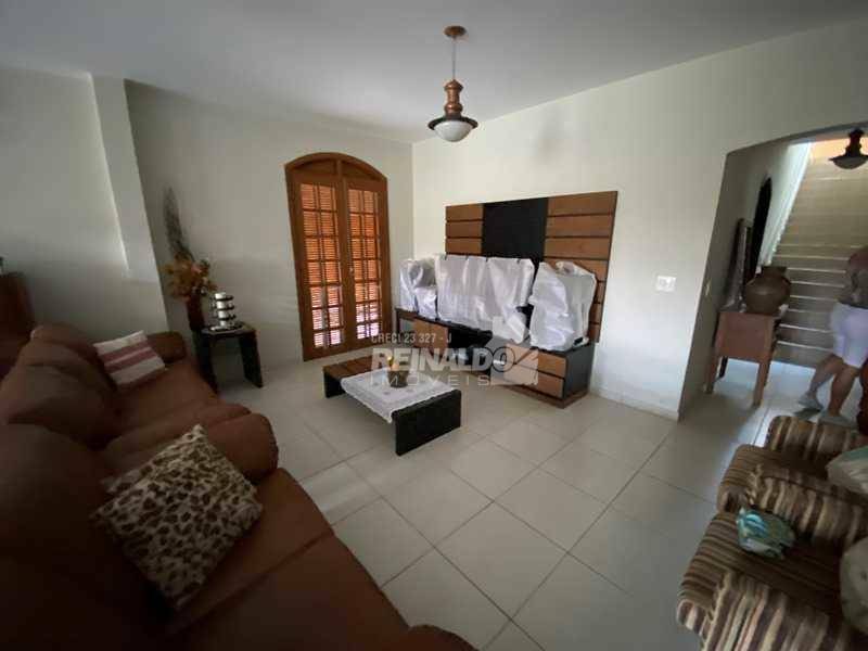 Casa de Condomínio à venda com 8 quartos, 984m² - Foto 15