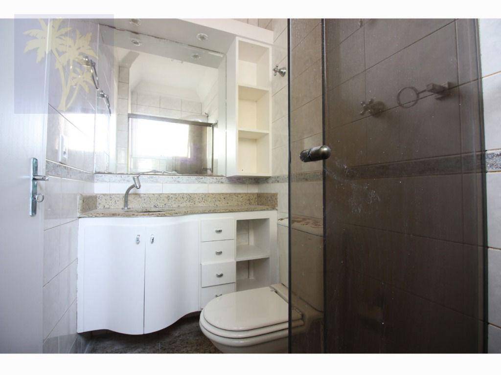 Apartamento para alugar com 3 quartos, 70m² - Foto 12