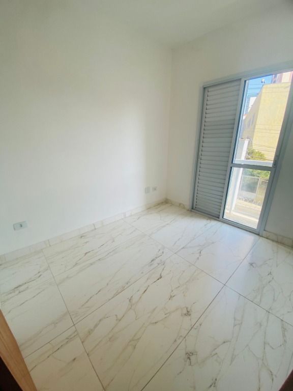 Apartamento à venda com 2 quartos, 44m² - Foto 11