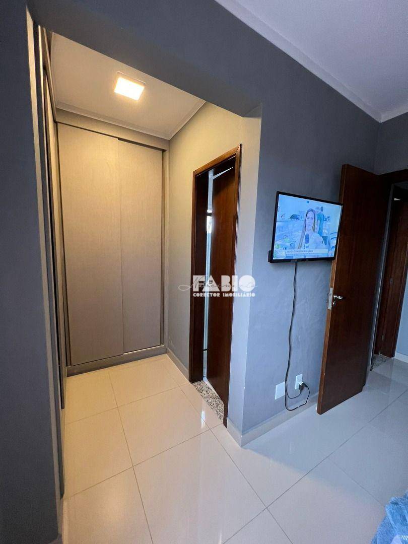 Apartamento à venda com 2 quartos, 66m² - Foto 25