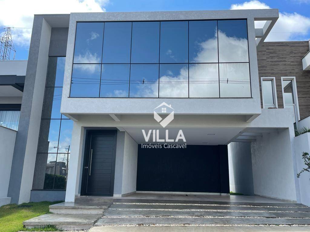 Sobrado à venda com 3 quartos, 200m² - Foto 1