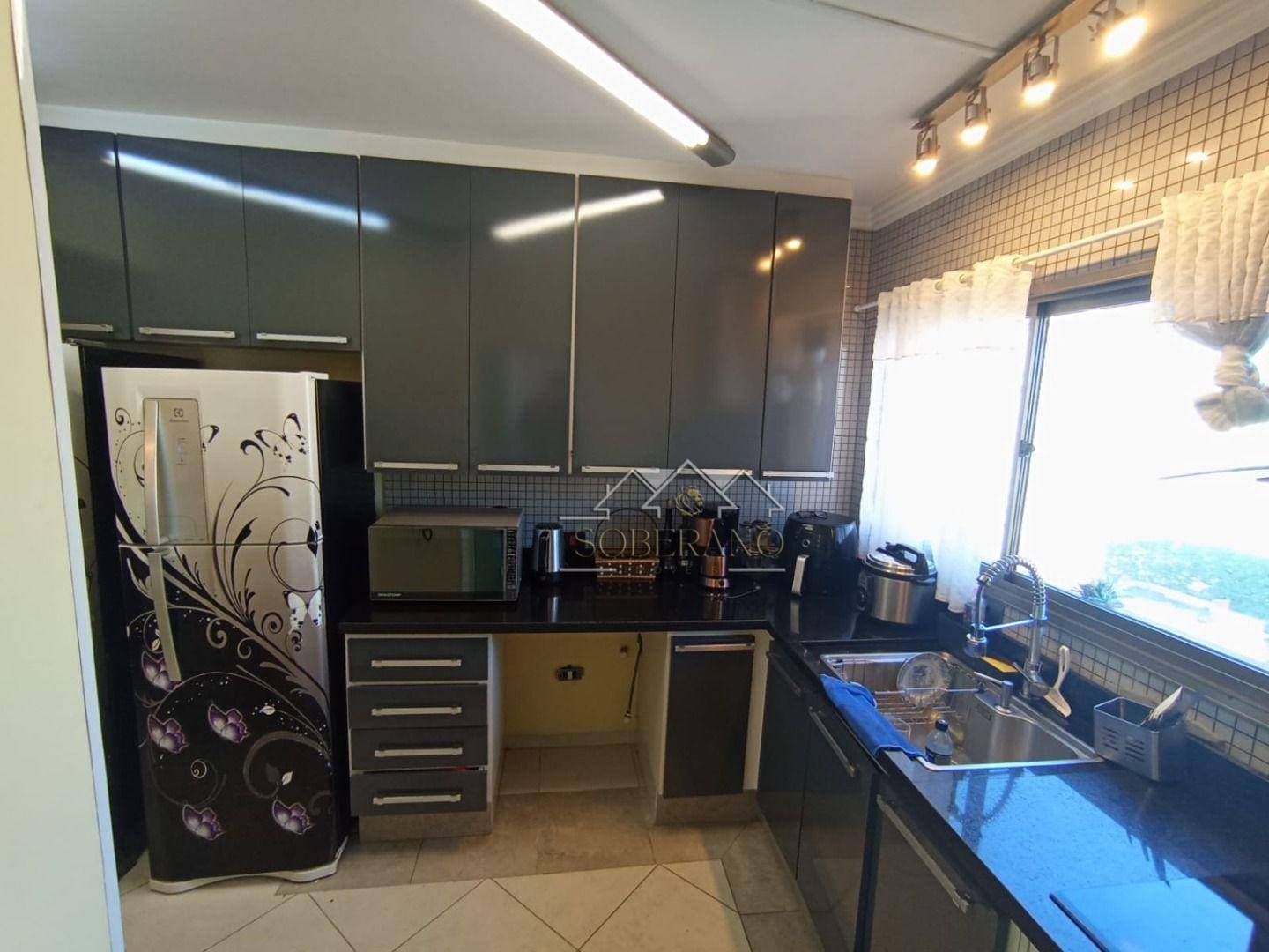 Apartamento à venda e aluguel com 4 quartos, 170m² - Foto 17