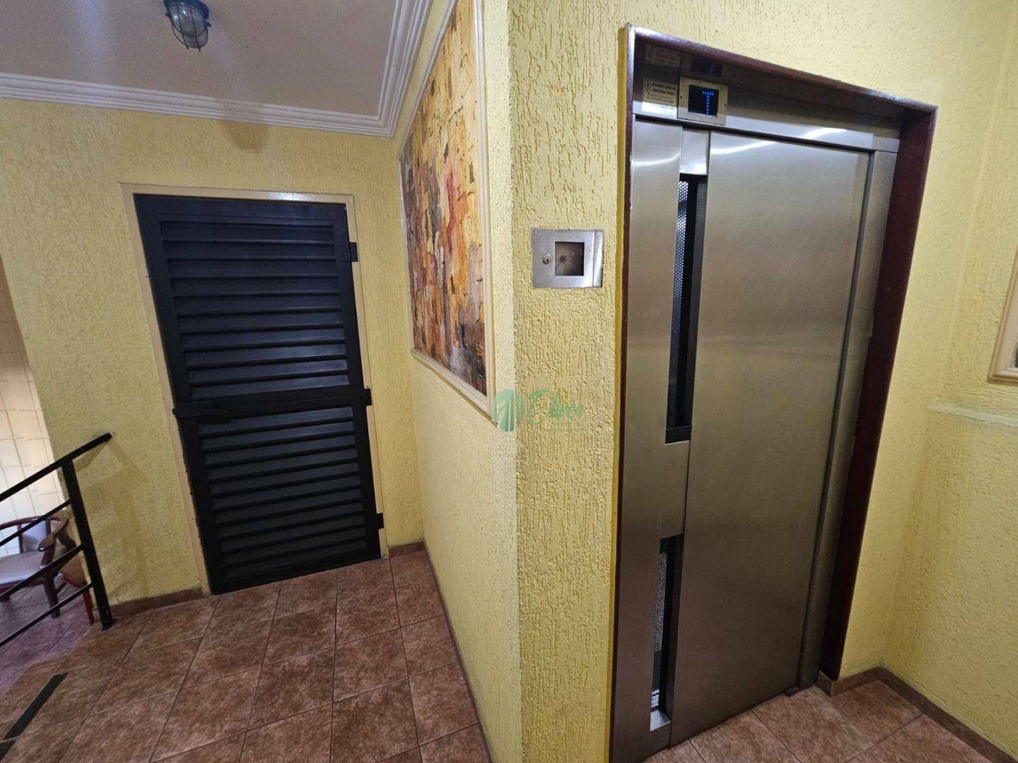 Apartamento à venda com 1 quarto, 32m² - Foto 7