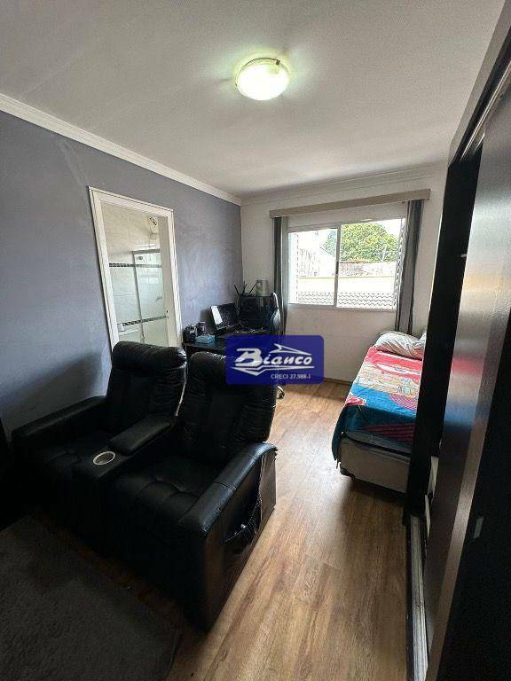 Sobrado à venda com 3 quartos, 220m² - Foto 36