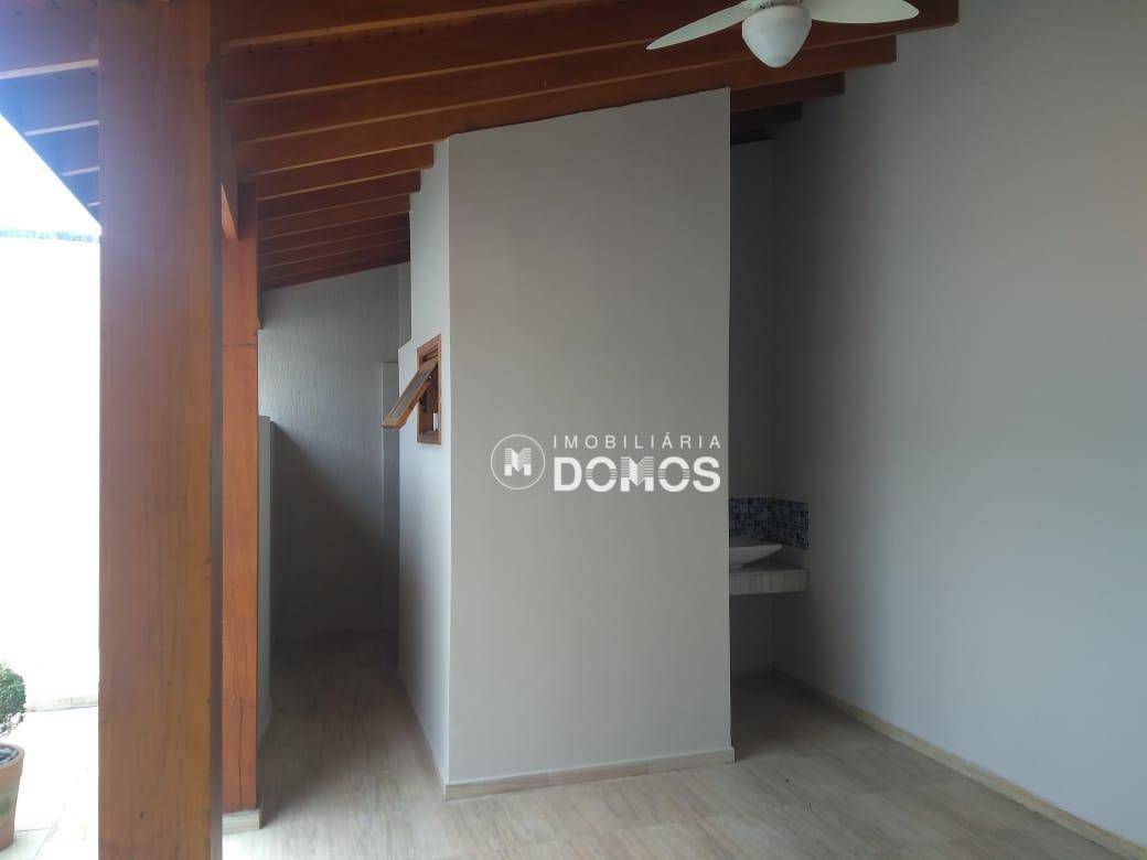 Casa à venda com 3 quartos, 193m² - Foto 16