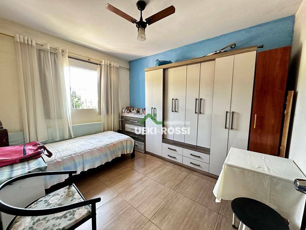 Casa à venda com 2 quartos, 330m² - Foto 6