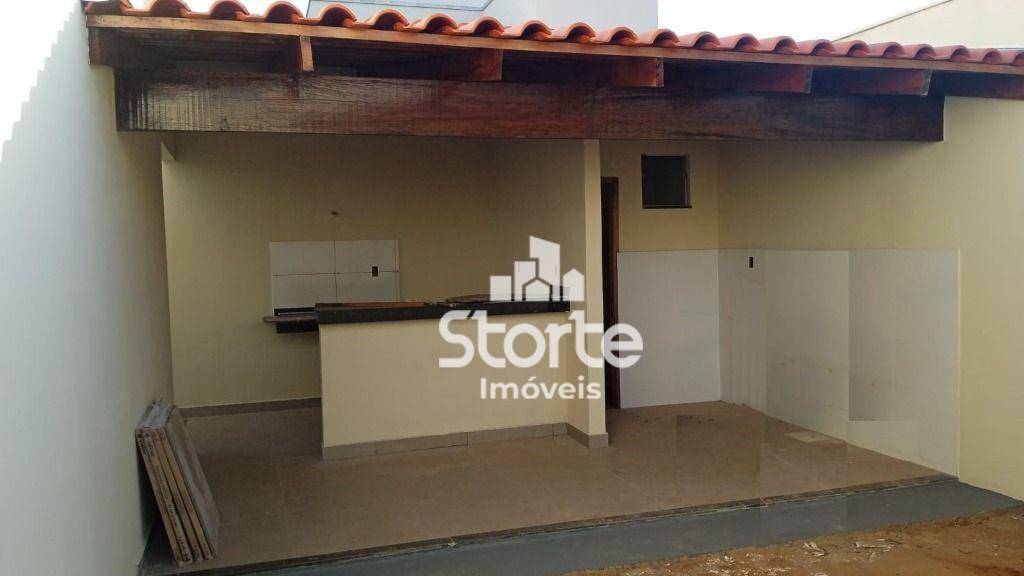 Casa à venda com 3 quartos, 132m² - Foto 8