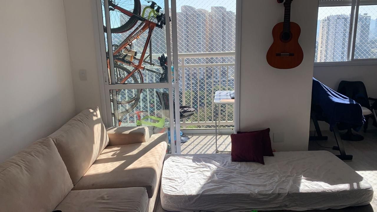 Apartamento à venda com 3 quartos, 72m² - Foto 1