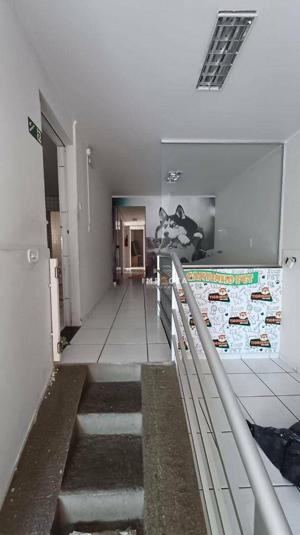 Sobrado à venda com 3 quartos, 200m² - Foto 12