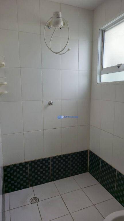 Apartamento para alugar com 3 quartos, 100m² - Foto 12