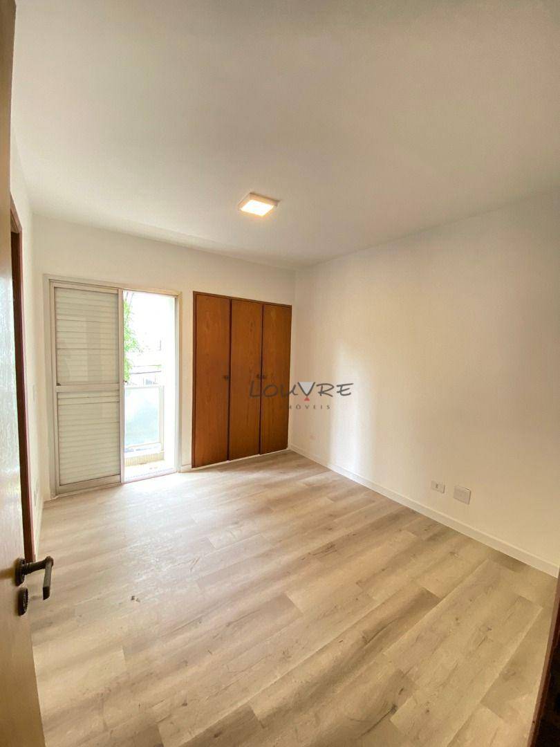 Apartamento para alugar com 3 quartos, 93m² - Foto 14