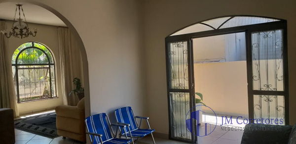 Casa à venda com 3 quartos, 200m² - Foto 6