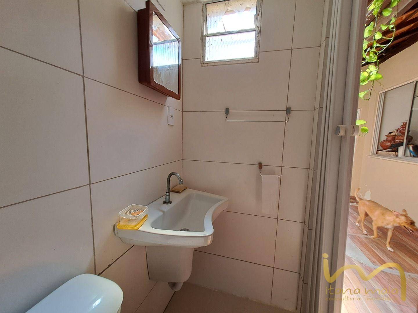 Casa à venda com 4 quartos, 120m² - Foto 14