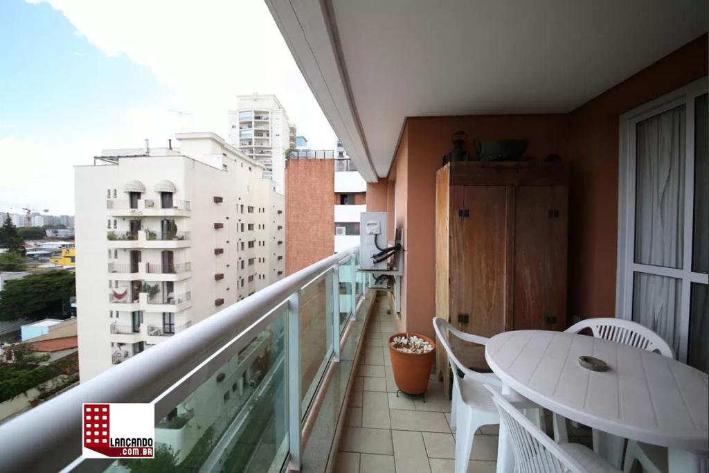 Apartamento à venda com 2 quartos, 98m² - Foto 7