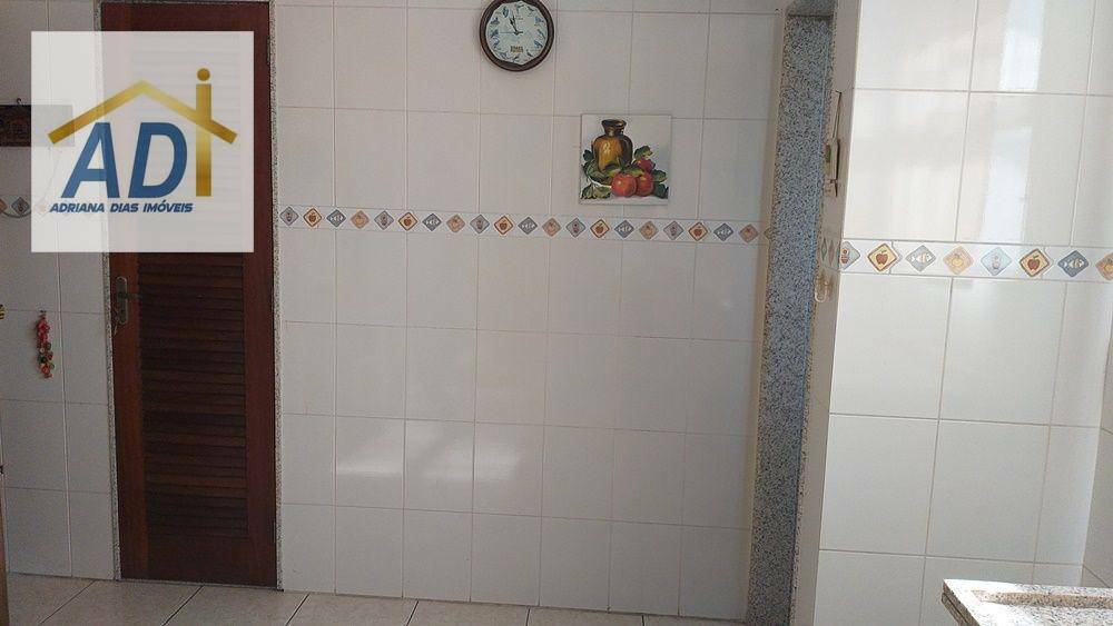 Apartamento à venda com 3 quartos, 140m² - Foto 35