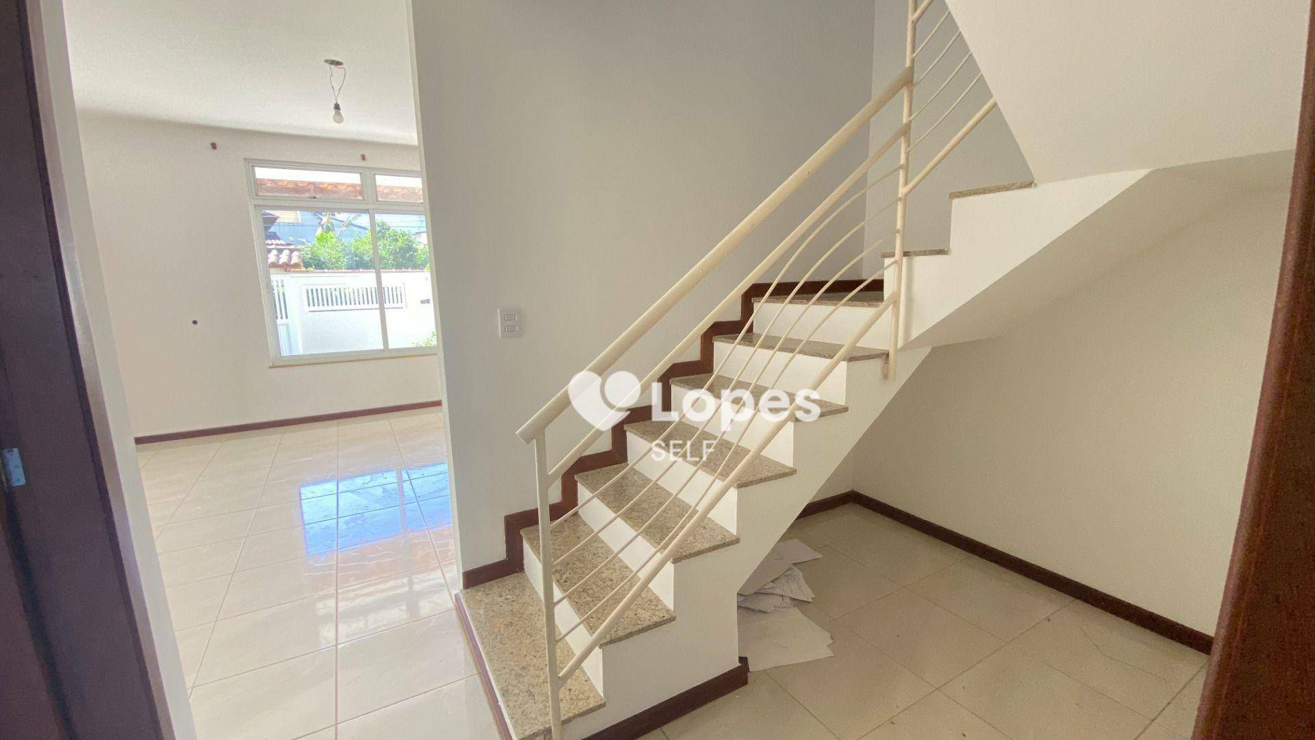 Casa à venda com 3 quartos, 258M2 - Foto 3