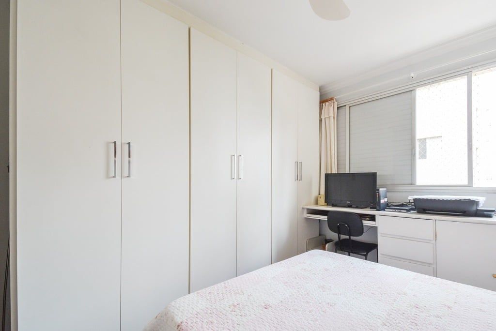 Apartamento à venda com 4 quartos, 161m² - Foto 10