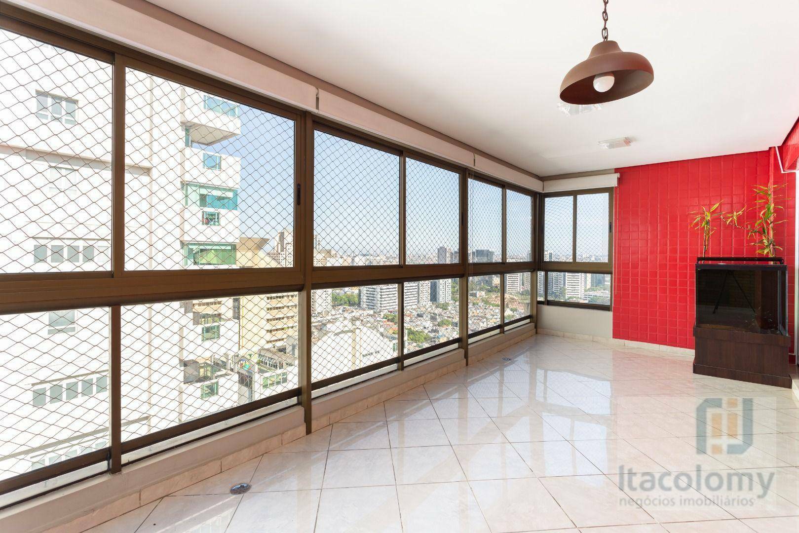 Apartamento para alugar com 3 quartos, 288m² - Foto 4