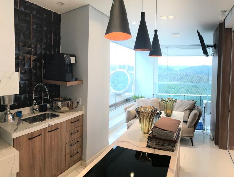 Apartamento à venda com 4 quartos, 284m² - Foto 1