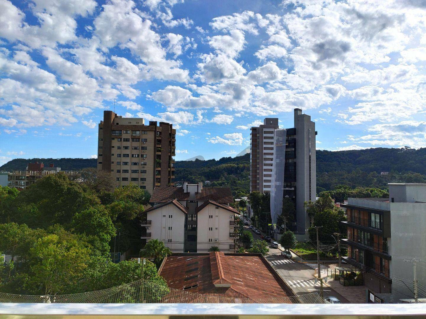 Apartamento à venda com 3 quartos, 291m² - Foto 6