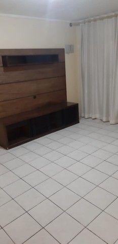 Sobrado à venda com 3 quartos, 201m² - Foto 2