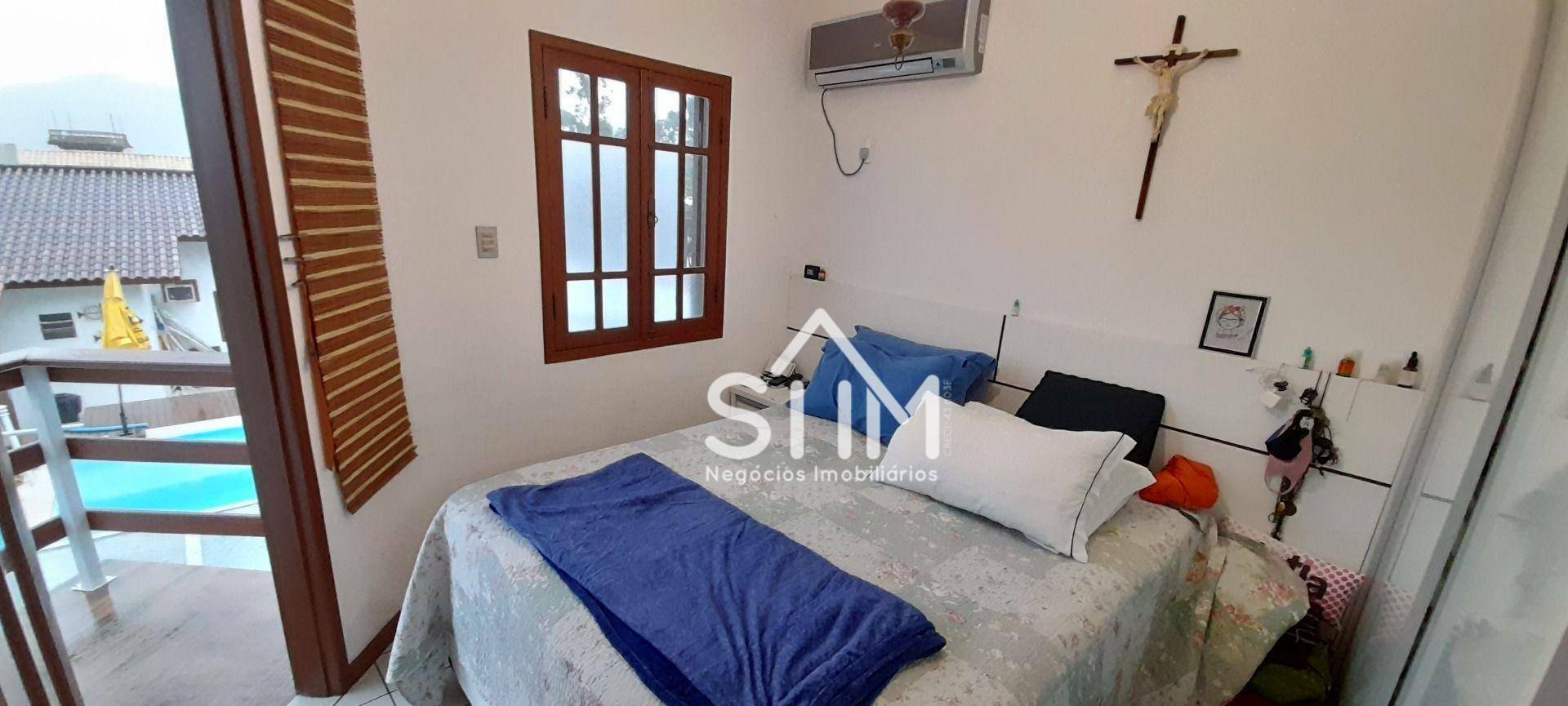 Casa à venda com 4 quartos, 320m² - Foto 13